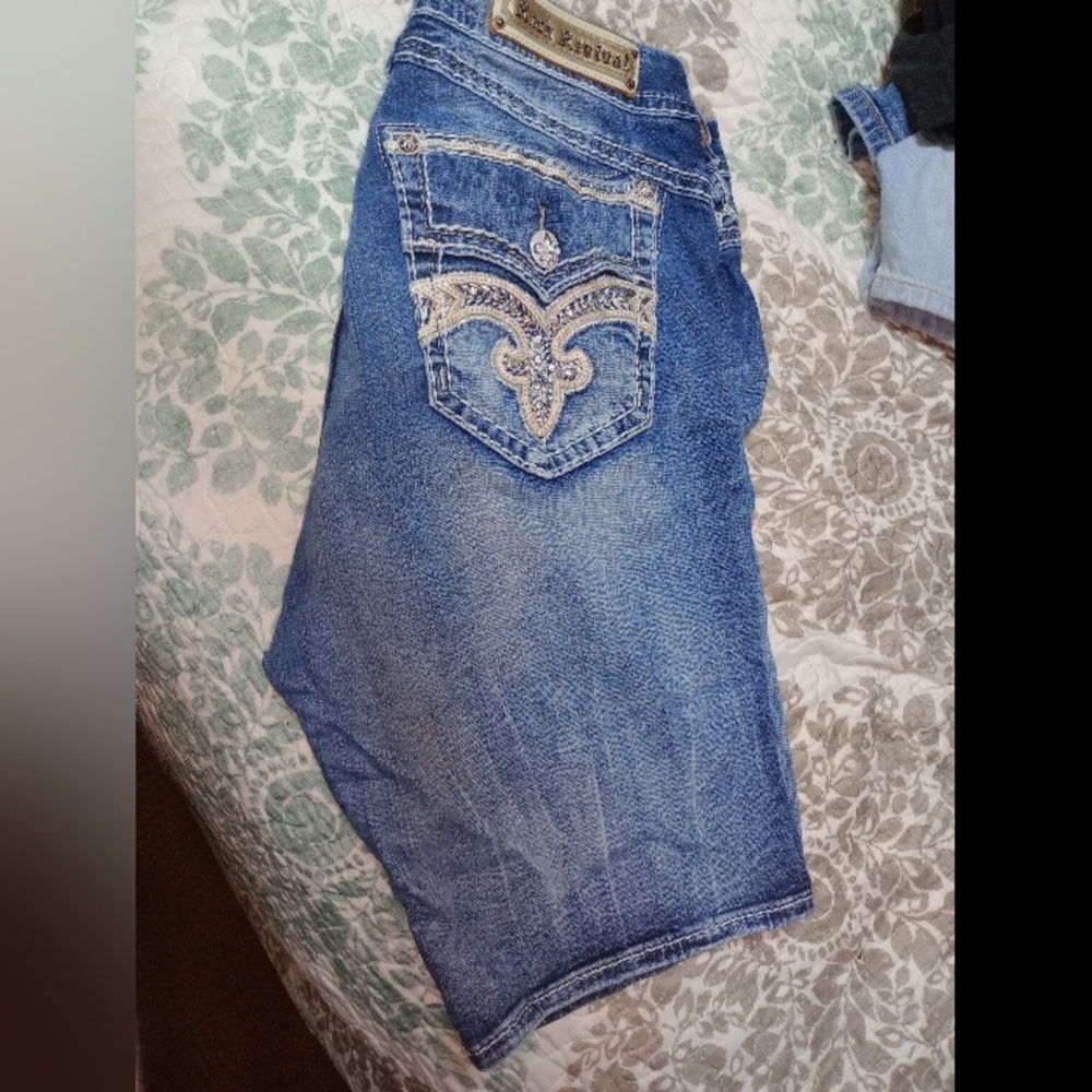 Blue Denim Shorts with Embroidered Pocket